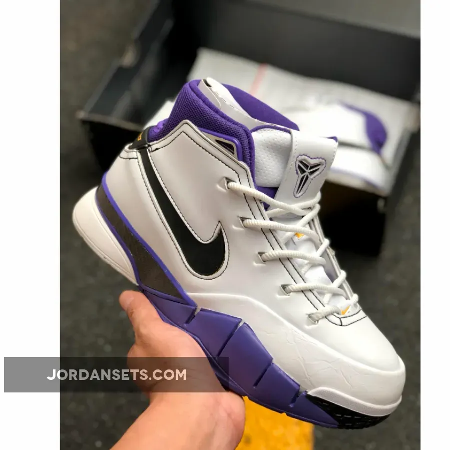 Kobes 81 Nike Zoom Kobe 1 Protro "81 Points" White/Black-Court Purple