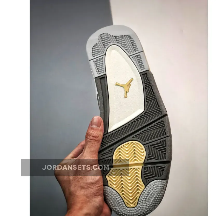 Restock Jordan 4 Retro SE Craft Photon Dust DV3742-021