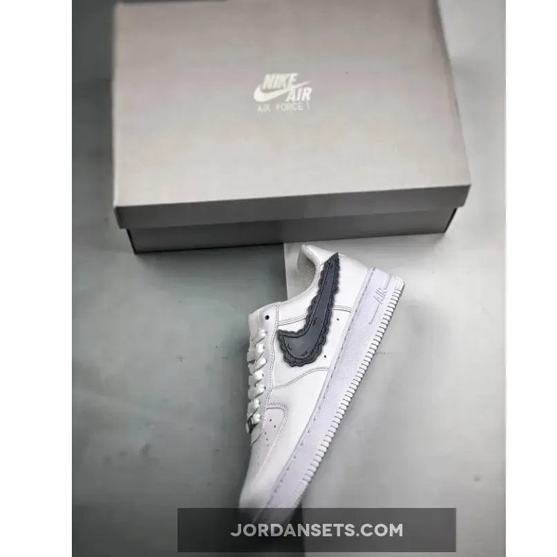 Sky High Farm Workwear x KAWS x Nike Air Force 1 Low White Sky High Farm Workwear x KAWS x Nike Air Force 1 Low White