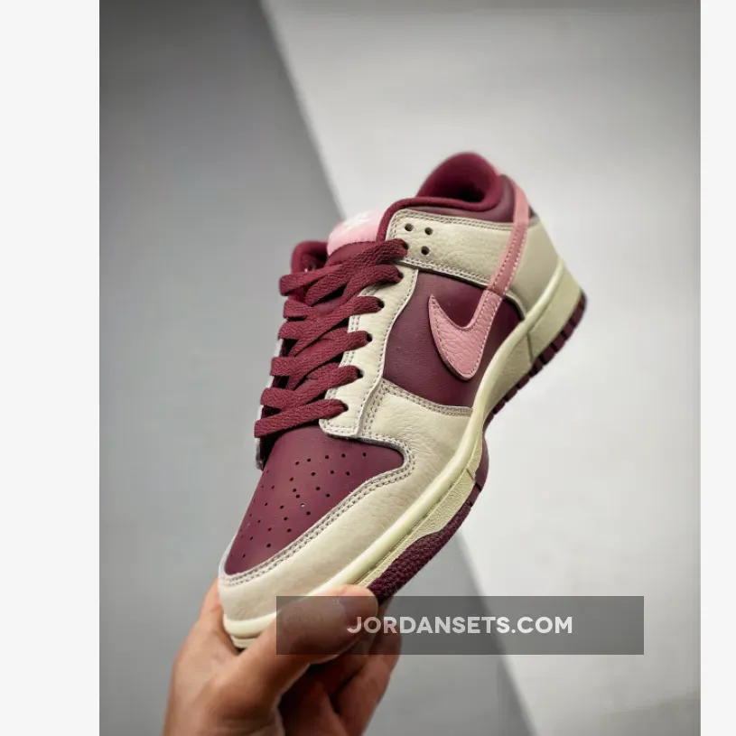 Nike Dunk Low Retro PRM Valentines Day (2023) DR9705-100 Nike Dunk Low Retro PRM Valentines Day (2023) DR9705-100