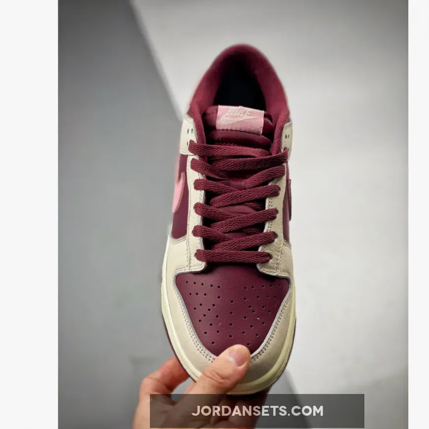 Nike Dunk Low Retro PRM Valentines Day (2023) DR9705-100 Nike Dunk Low Retro PRM Valentines Day (2023) DR9705-100