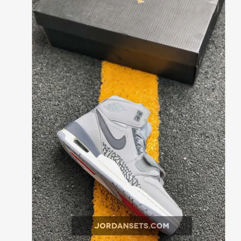 Air Jordan Legacy 312 Wolf Grey/Light Graphite-Sail