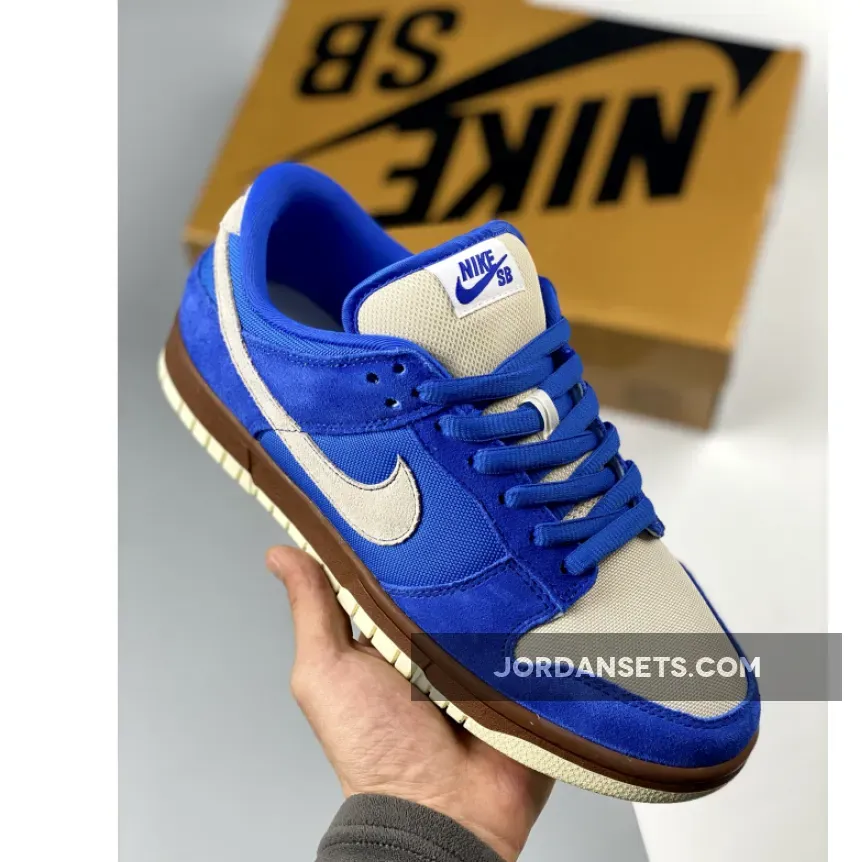 Nike Dunk Low Varsity Royal/Mettalic Vegas Gold 304292-472 - iso dunk station