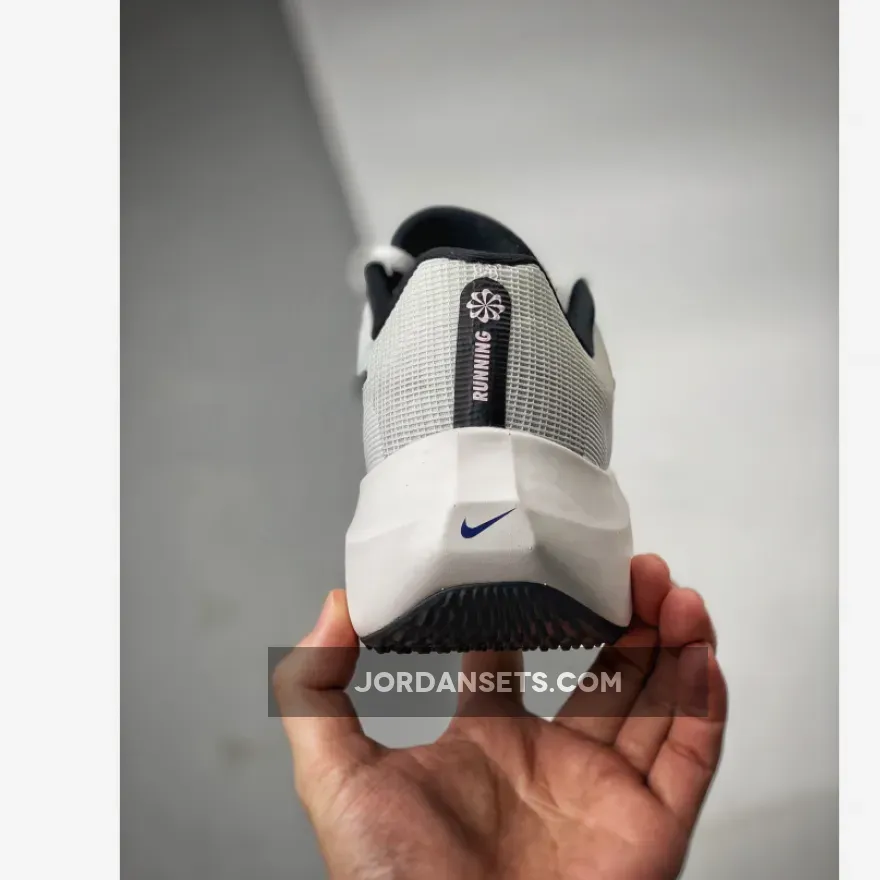 Nike Zoom Fly 5 ‘White Black Old Royal’ DZ2769-101 Nike Zoom Fly 5 ‘White Black Old Royal’ DZ2769-101