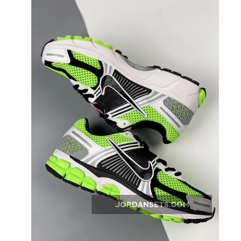 Nike Zoom Vomero 5 Green Black / nike vomero 5 green