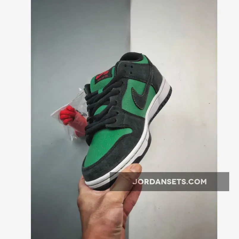 Nike SB Dunk Low Premium ‘Pine Green Woodgrain’ 313170-306 Nike SB Dunk Low Premium ‘Pine Green Woodgrain’ 313170-306