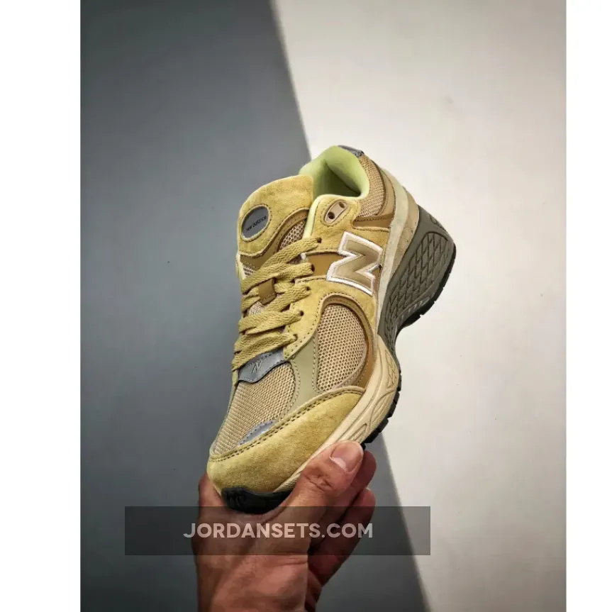 AURALEE X New Balance 2002R Yellow/Beige M2002RE1 For Sale AURALEE X New Balance 2002R Yellow/Beige M2002RE1 For Sale