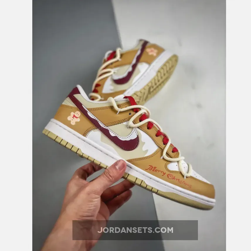 Nike Dunk Low ‘Merry Christmas’ Beige White Red Nike Dunk Low ‘Merry Christmas’ Beige White Red