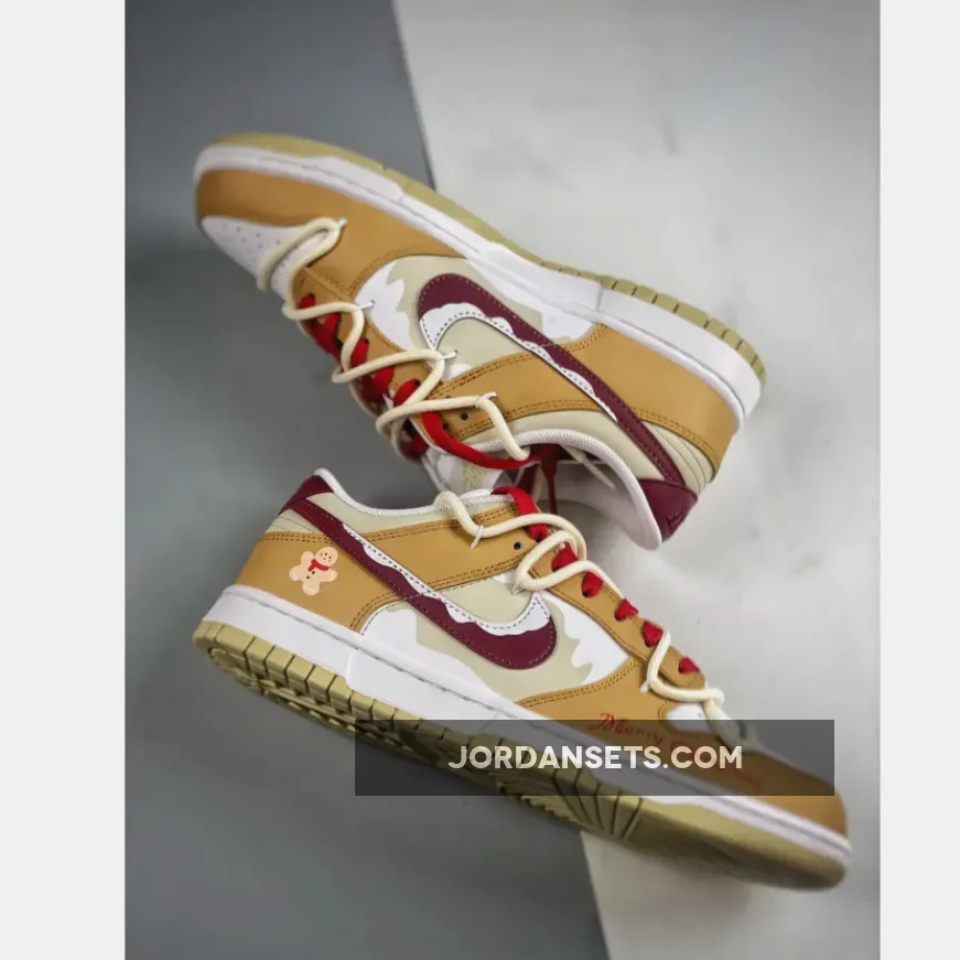 Nike Dunk Low ‘Merry Christmas’ Beige White Red Nike Dunk Low ‘Merry Christmas’ Beige White Red