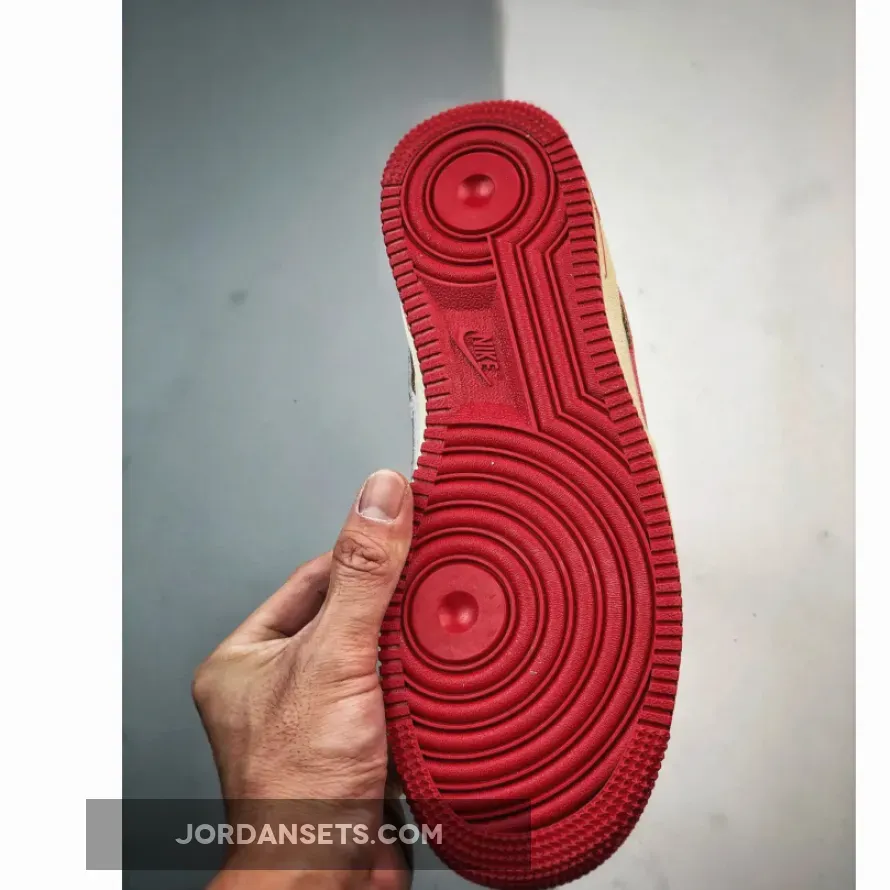 Nike Air Force 1 ’07 "Chicago" White/Gym Red-Coconut Milk Nike Air Force 1 ’07 "Chicago" White/Gym Red-Coconut Milk