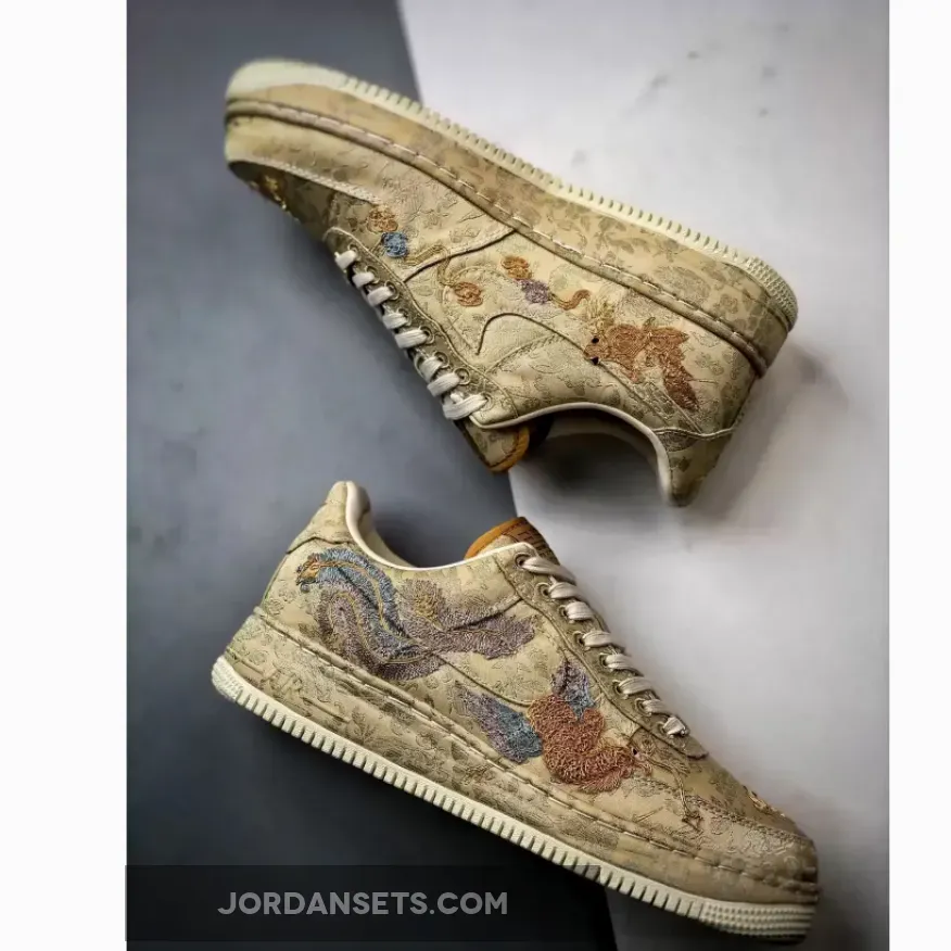 Nike Air Force 1 Low CNY "Year of the Dragon" Metallic Gold/Lilac Nike Air Force 1 Low CNY "Year of the Dragon" Metallic Gold/Lilac