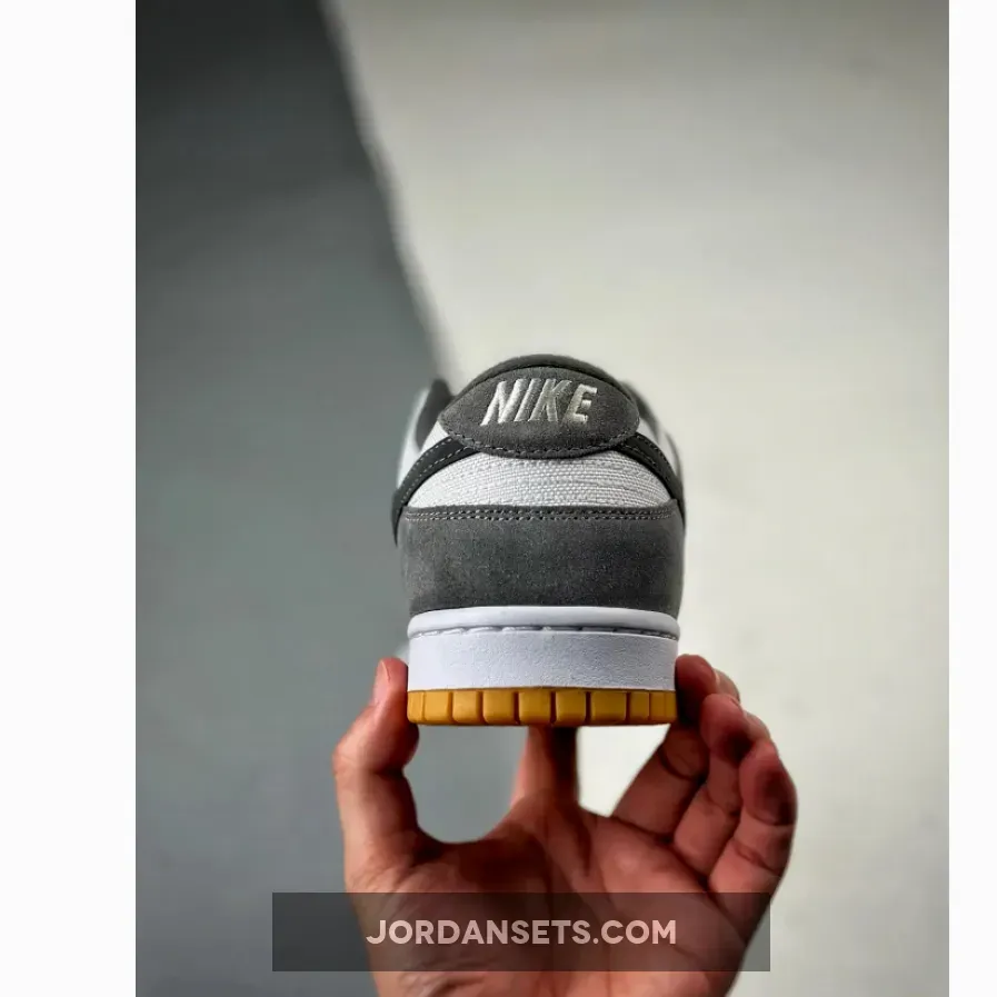 Nike Dunk Low Grey Suede Gum | DUNKS GREY GUM FV0389-100 Nike Dunk Low Grey Suede Gum | DUNKS GREY GUM FV0389-100