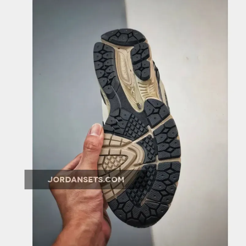 size? x New Balance 1906R Blacktop/Mindful Grey-Steel M1906RSA