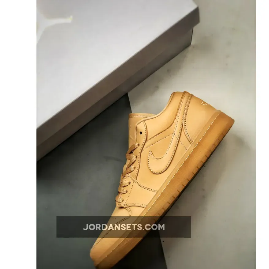 Air Jordan 1 Low Pale Vanilla/Sand Air Jordan 1 Low Pale Vanilla/Sand