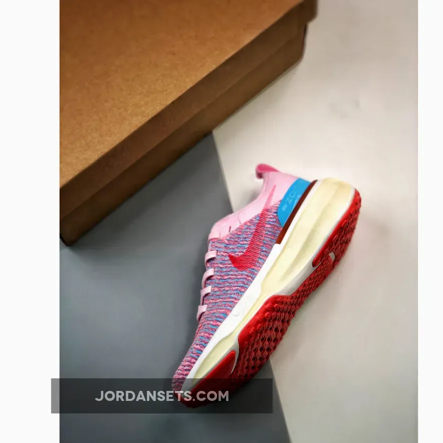 nike invincible run flyknit 3 wmns pink white dr2660-600 / nike invincible run 2 flyknit