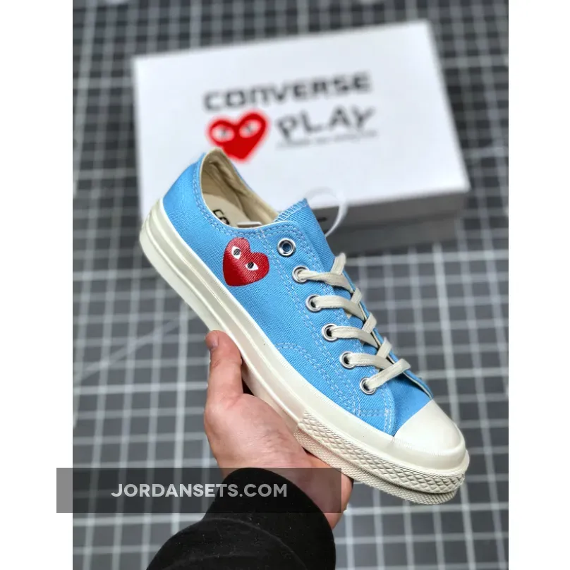 Light Blue Comme Des Garcons Converse Comme des Garcons Play x Converse Chuck Taylor All Star 70 Low Bright Blue