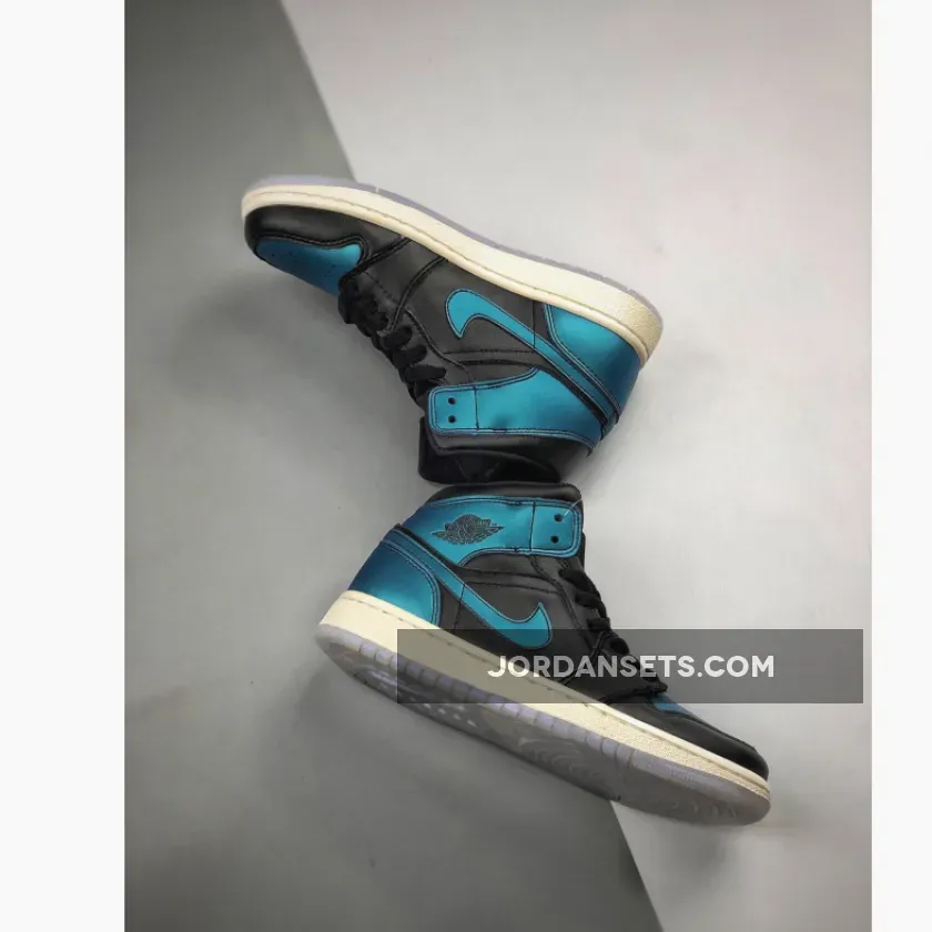 Air Jordan 1 Mid 'Iridescent Black' BQ6472-009 Discount