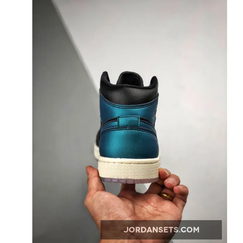 Air Jordan 1 Mid 'Iridescent Black' BQ6472-009 Discount