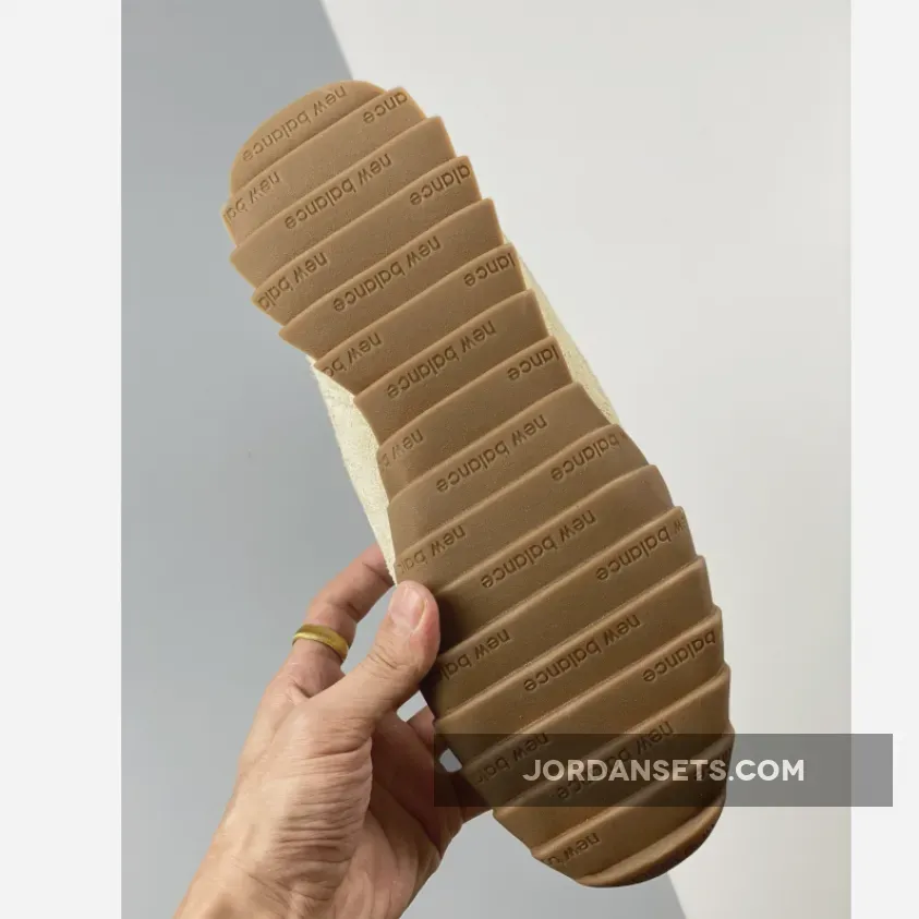 New Balance RC30 Macadamia Nut URC30RB New Releases