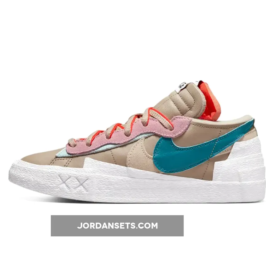 KAWS x sacai x Nike Blazer Low Khaki Multi WMNS DM7901-200 nike blazer khaki