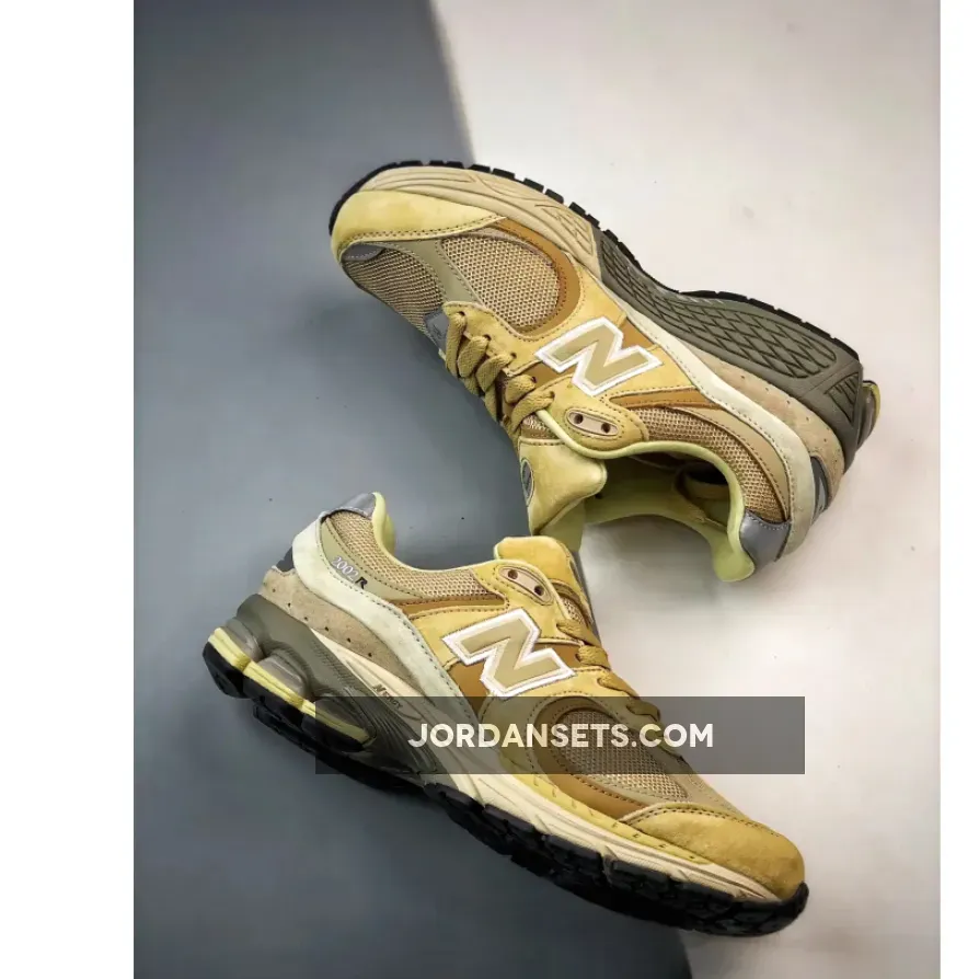 AURALEE X New Balance 2002R Yellow/Beige M2002RE1 For Sale AURALEE X New Balance 2002R Yellow/Beige M2002RE1 For Sale
