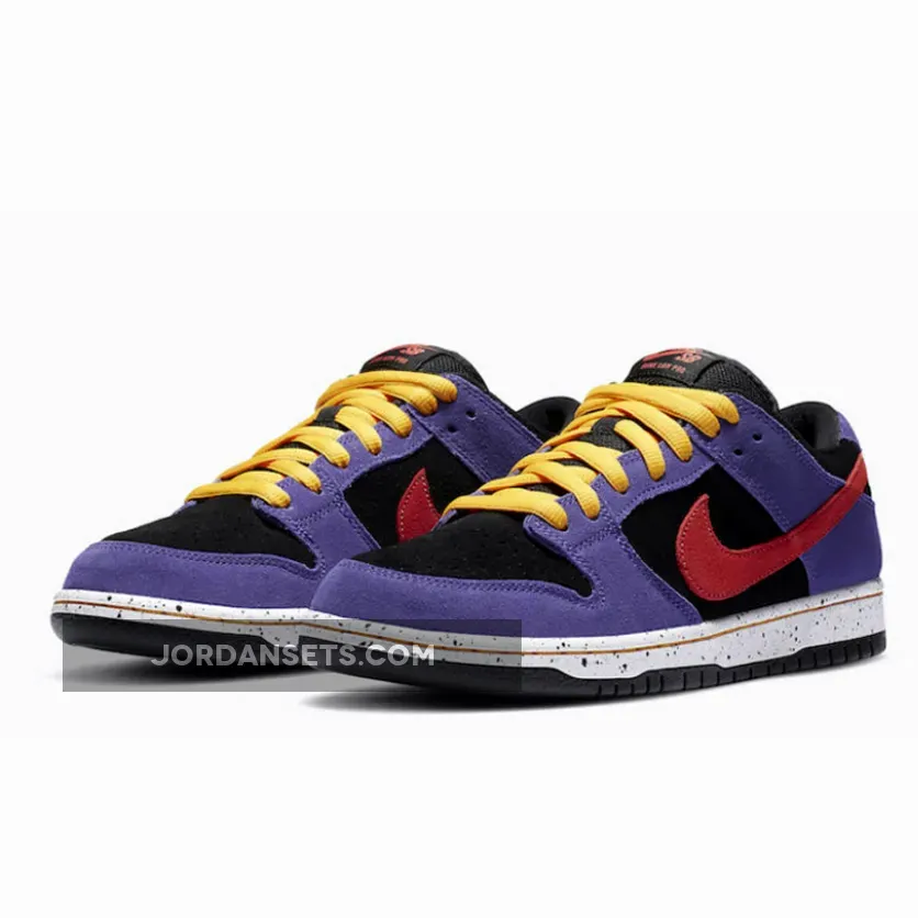 Nike SB Dunk Low 'ACG Terra' Black/Sunburst-Varsity Purple-Taxi #purple and black dunks