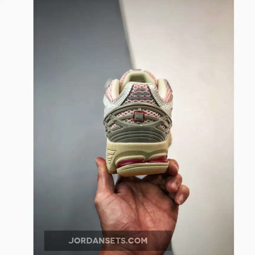 New Balance 1906R White Red M1906RO / new balance 1906 red