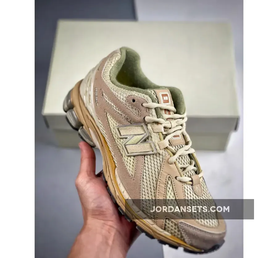 AURALEE x New Balance 1906R Bone White Desert M1906RAU