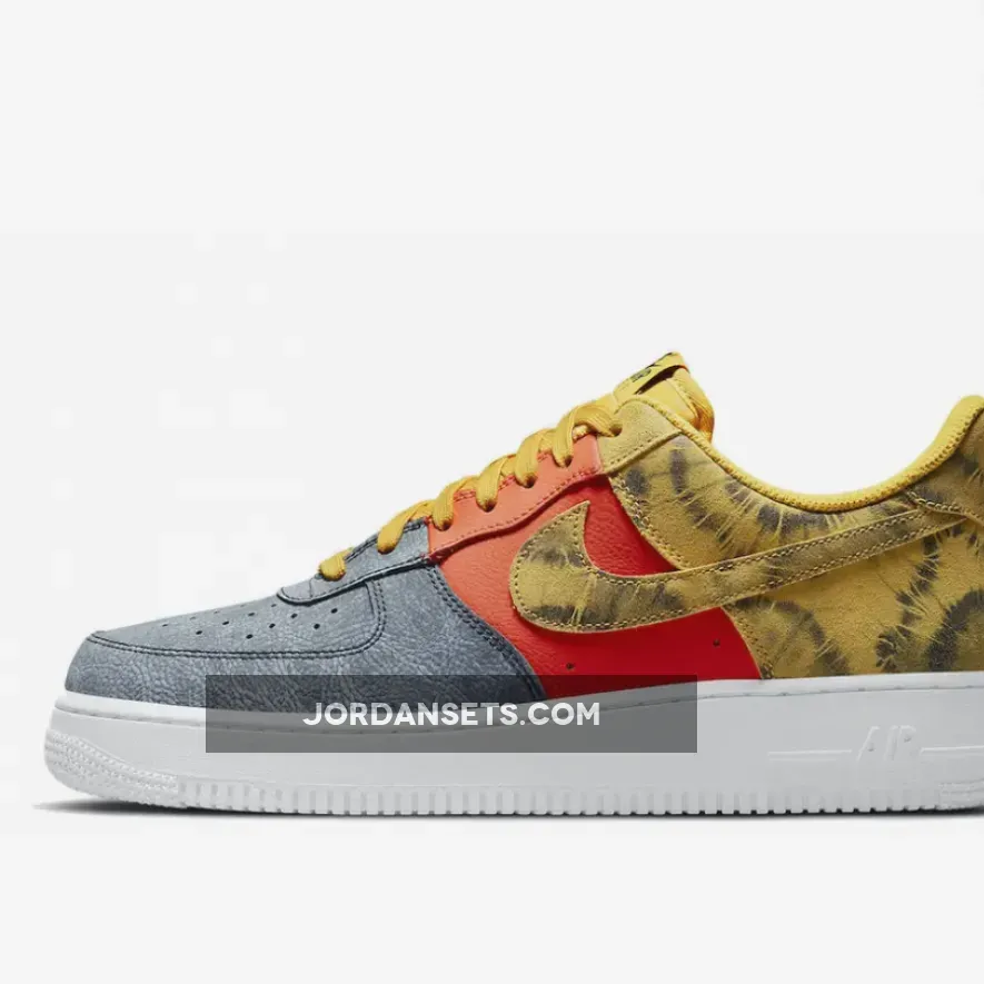 Nike Air Force 1 Low Dark Sulfur/Team Orange #black and orange air forces
