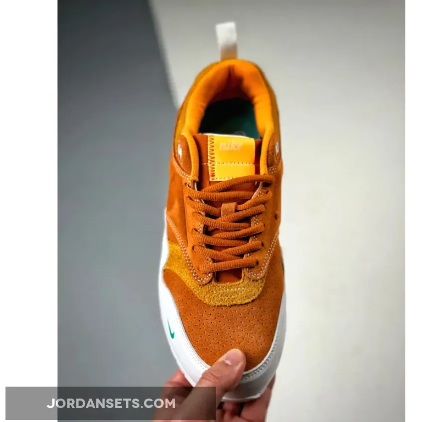 Serena Williams Design Crew x Nike Air Max 1 Monarch/White-Sundial / Air Max 1 G FQ4298-800