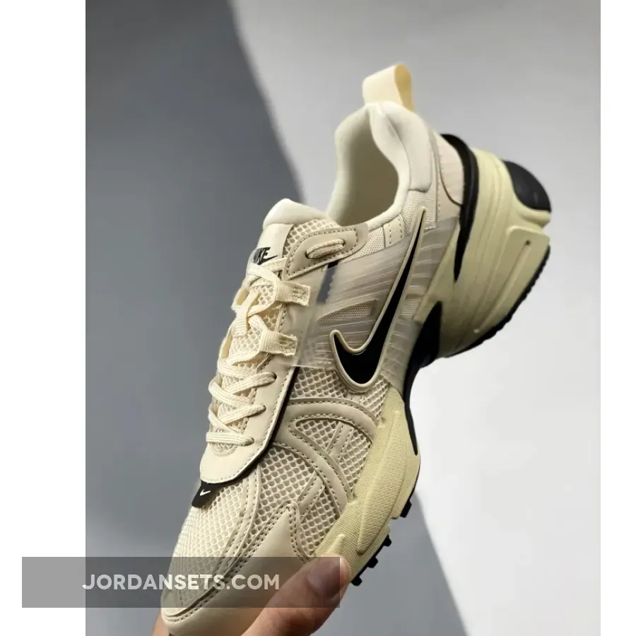 Nike Runtekk Coconut Milk Black For Sale Nike Runtekk Coconut Milk Black For Sale