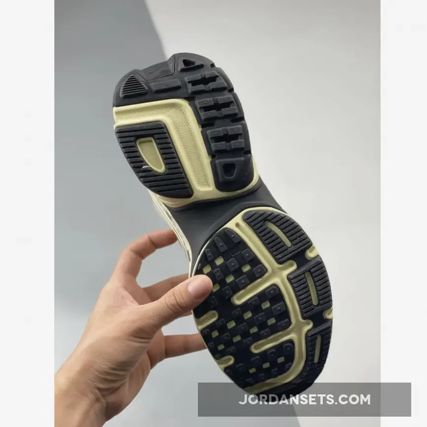 Nike Runtekk Coconut Milk Black For Sale Nike Runtekk Coconut Milk Black For Sale