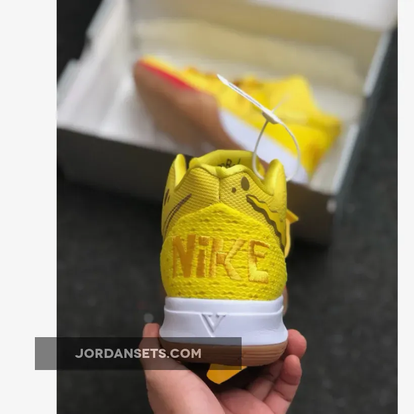 Kyrie Discount / SpongeBob SquarePants x Nike Kyrie 5 Opti Yellow