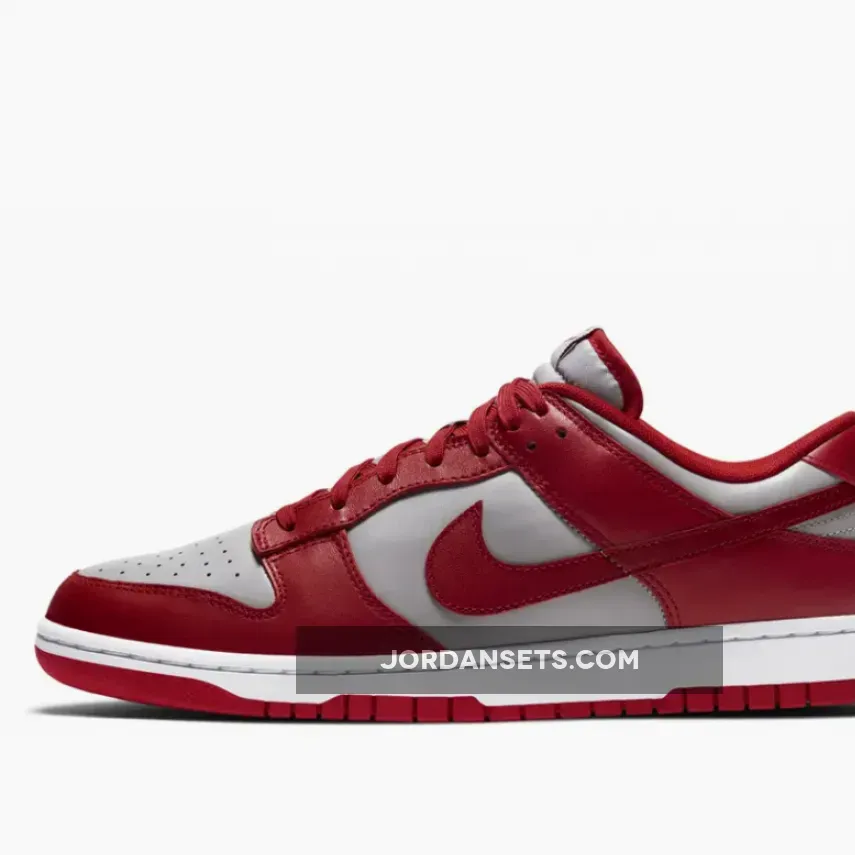 Nike Dunk Low 'UNLV' Soft Grey/University Red-White / red and grey dunks