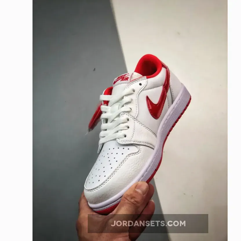 Air Jordan 1 Low OG University Red CZ0790-161 Brand New