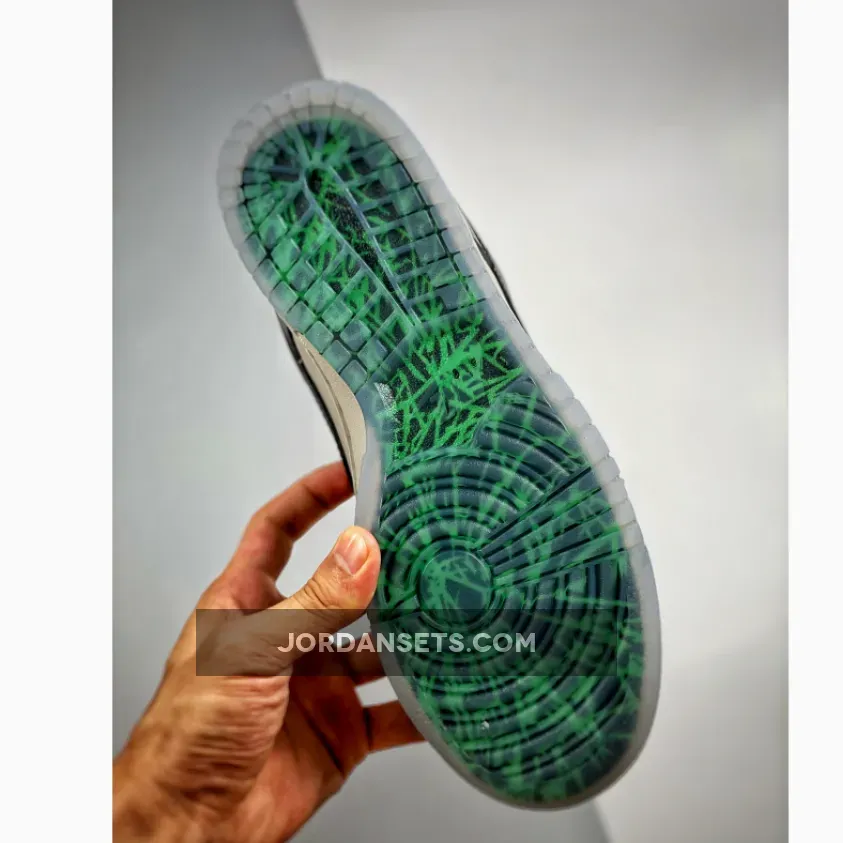 North Carolina A&T x Nike Dunk Low 'Ayantee' DR6187-001 #dunk low nc a&t