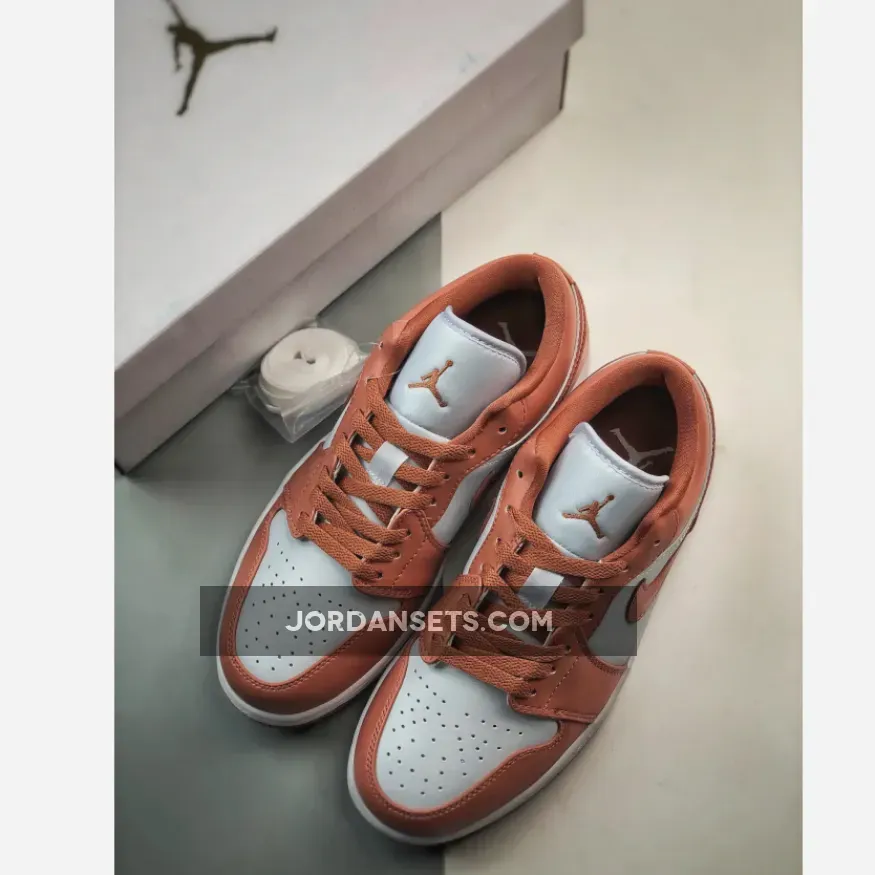 Air Jordan 1 Low Pure Platinum/Sky J Orange-White Outlet Air Jordan 1 Low Pure Platinum/Sky J Orange-White Outlet
