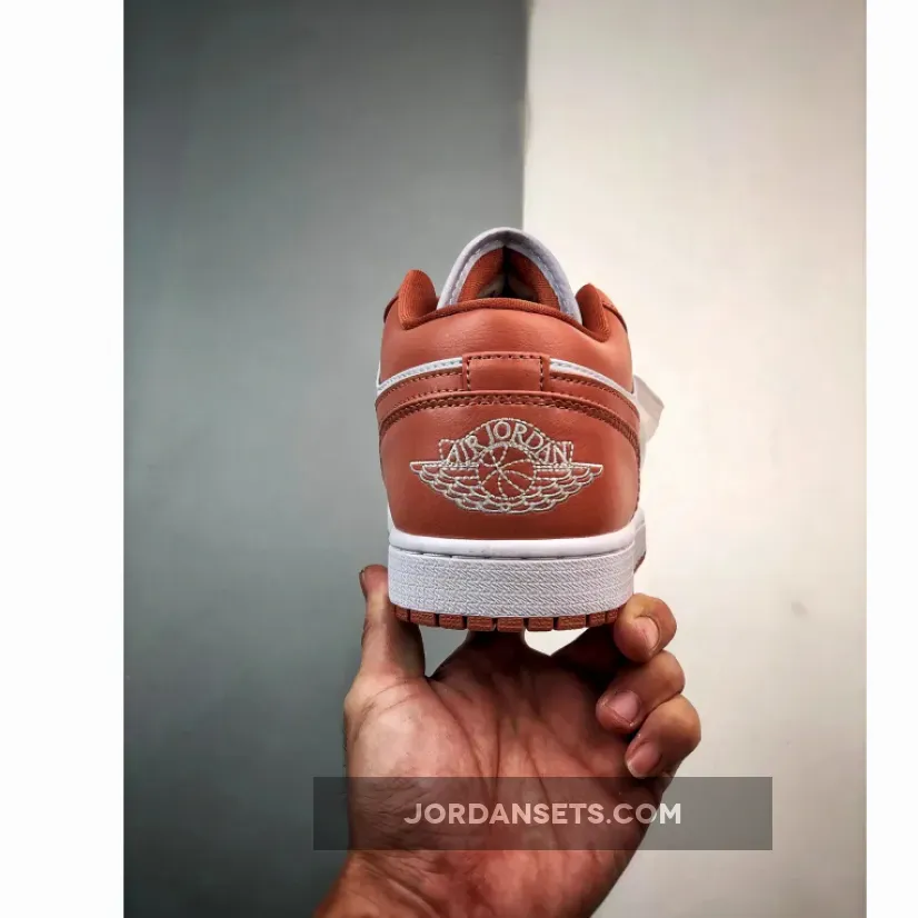 Air Jordan 1 Low Pure Platinum/Sky J Orange-White Outlet Air Jordan 1 Low Pure Platinum/Sky J Orange-White Outlet