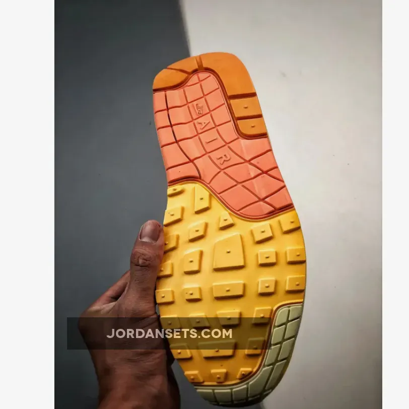 O.g Two Tone - Nike Air Max 1 Puerto Rico Orange Frost FD6955-800