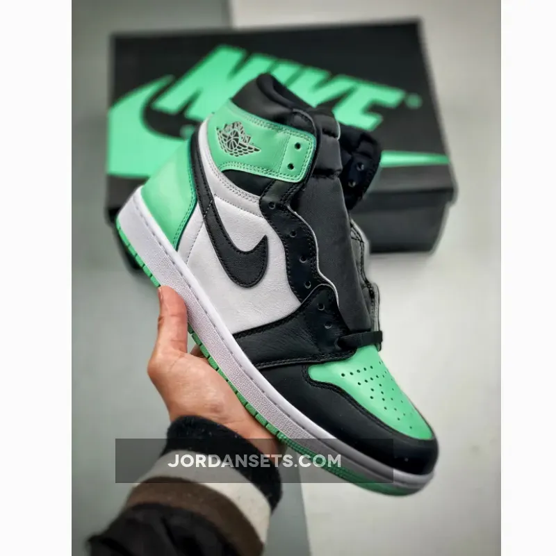 Air Jordan 1 High OG White/Black-Green Glow