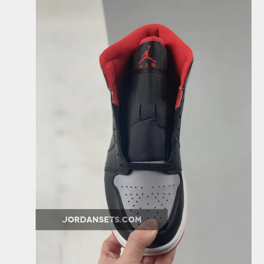 Air Jordan 1 Mid 'Black Cement' DQ8426-006 Restock Air Jordan 1 Mid 'Black Cement' DQ8426-006 Restock