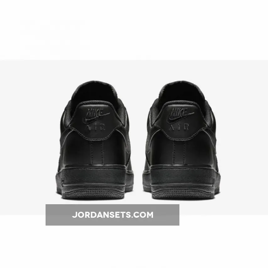 Nike Air Force 1 All Black / nike air force 1 07 black
