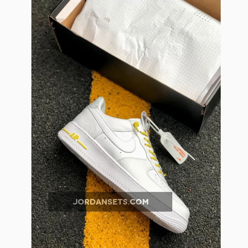 Nike Af1 Lux / Nike Air Force 1 Lux WMNS 'White/Chrome Yellow'