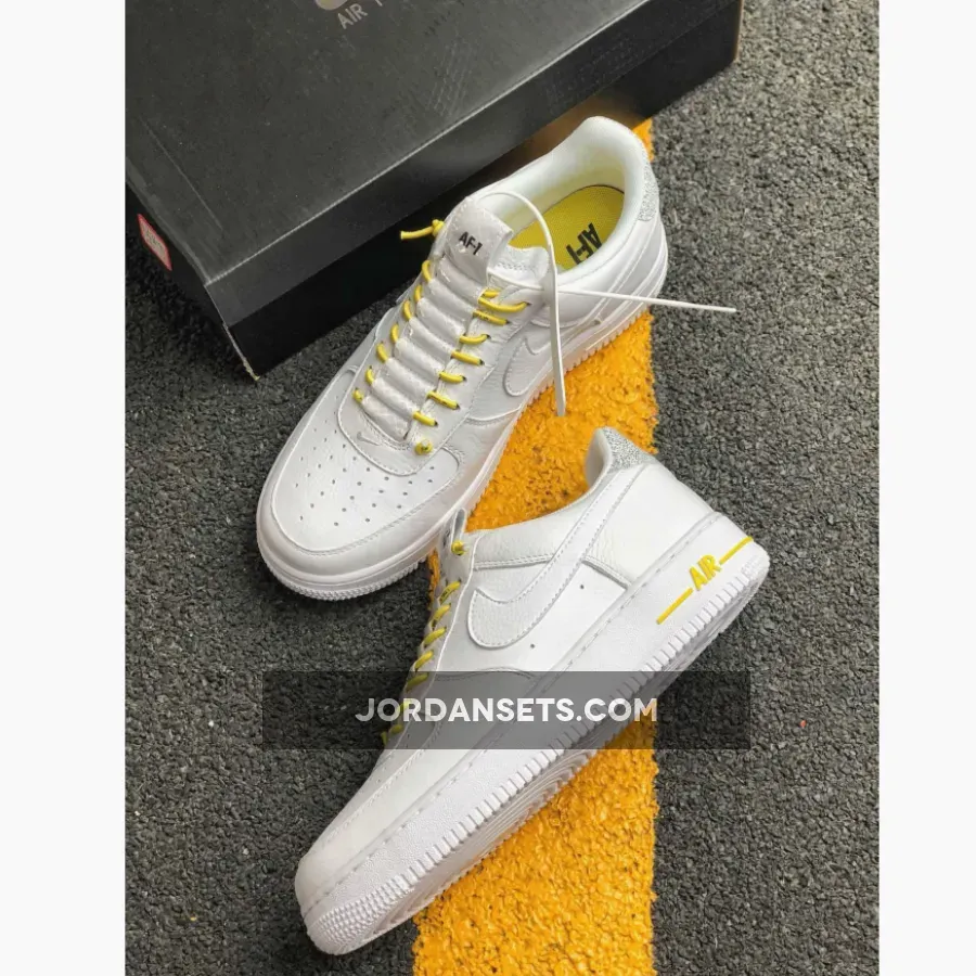 Nike Af1 Lux / Nike Air Force 1 Lux WMNS 'White/Chrome Yellow'