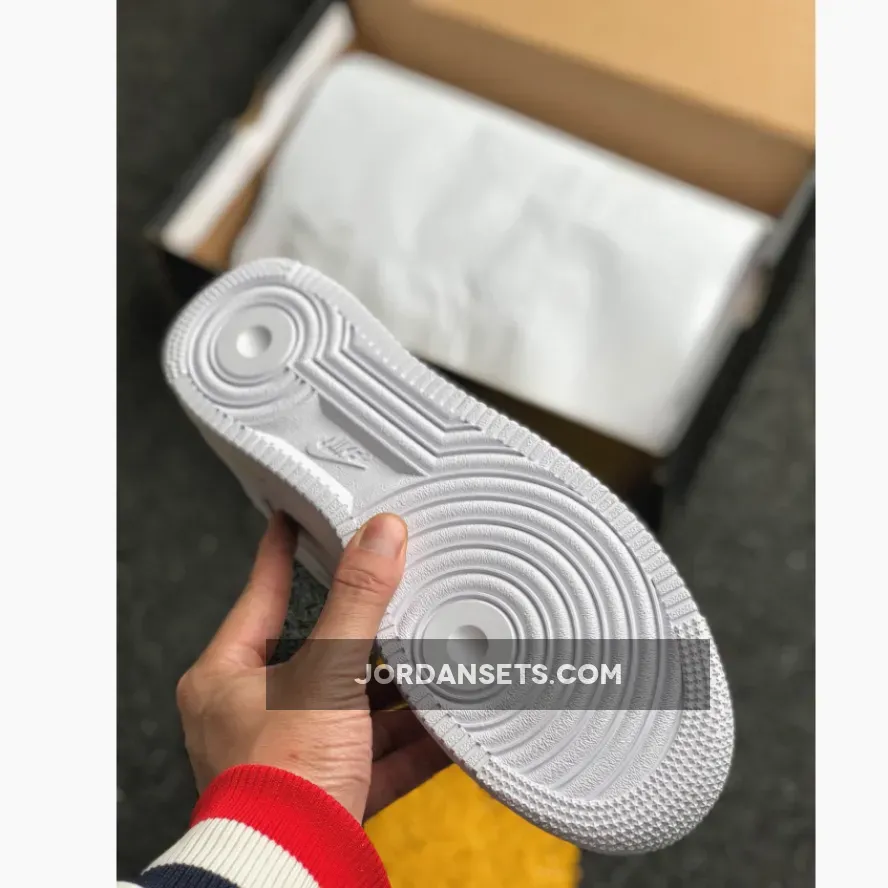 Nike Af1 Lux / Nike Air Force 1 Lux WMNS 'White/Chrome Yellow'