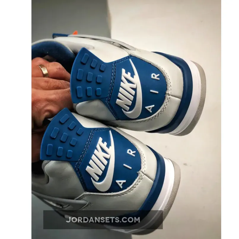Air Jordan 4 Off-White/Military Blue-Neutral Grey Restock Air Jordan 4 Off-White/Military Blue-Neutral Grey Restock