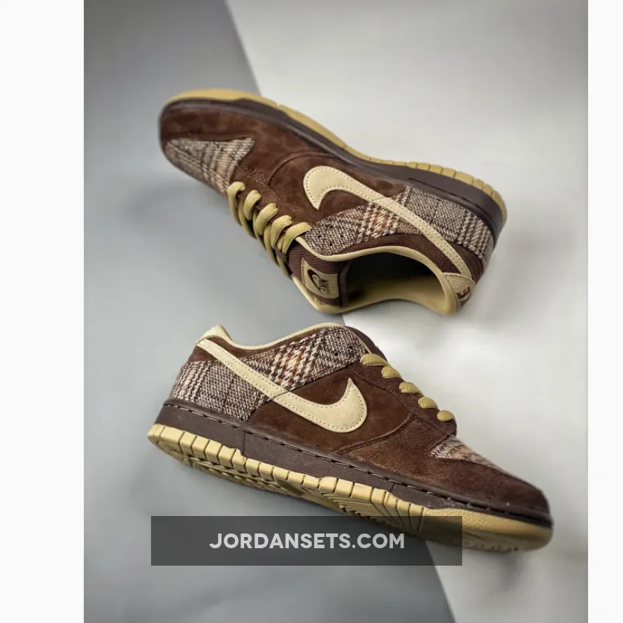 Nike SB Dunk Low 'Tweed' Baroque Brown/Mushroom nike dunk low tweed
