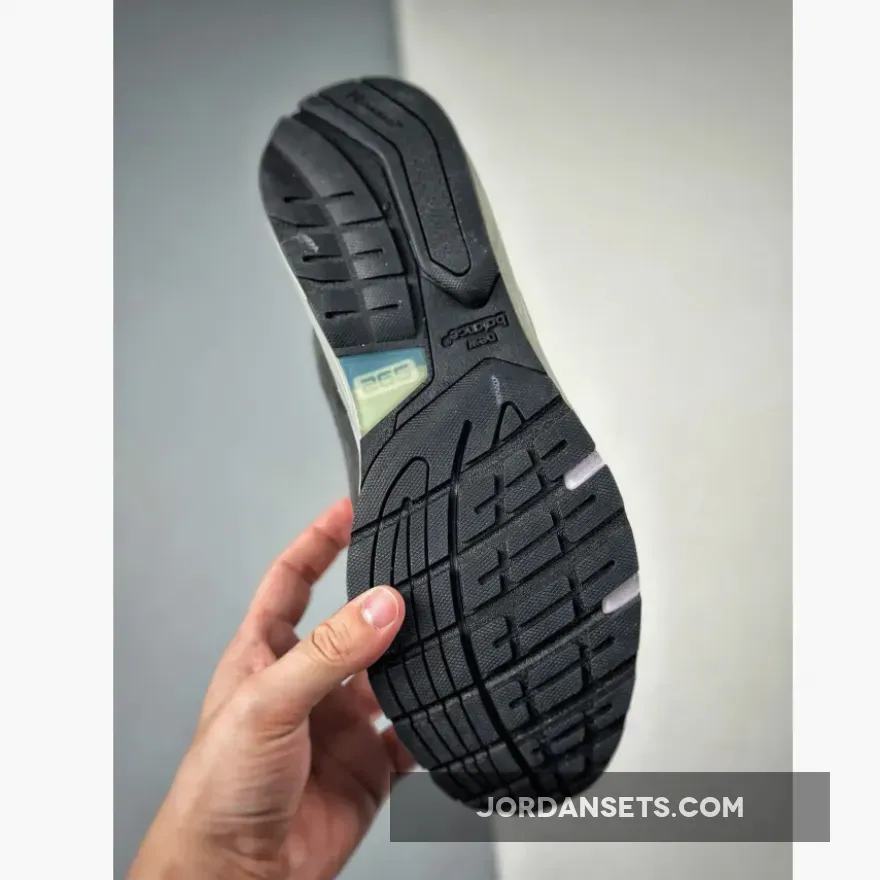 Kith x New Balance 992 'Steel Blue' Kith Spring 2 M992KT Kith x New Balance 992 'Steel Blue' Kith Spring 2 M992KT