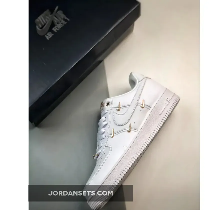 Nike Air Force 1 Low Sail Metallic Gold FV3654-111