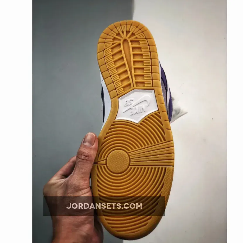 Nike SB Dunk Low "Unbleached Pack" Lilac DA9658-500 Nike SB Dunk Low "Unbleached Pack" Lilac DA9658-500